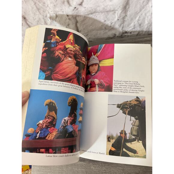 1991 In Search of Genghis Khan by Tim Severin Paperback - Picture 8 of 9